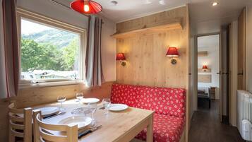 Chalet | Living area | Table tennis