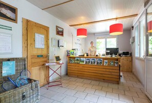 Reception - Huttopia Millau (Millau)