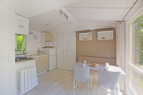 Mobile Home (Cottage) | Living room