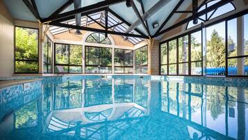 Indoor pool, seasonal outdoor pool, pool umbrellas, sun loungers