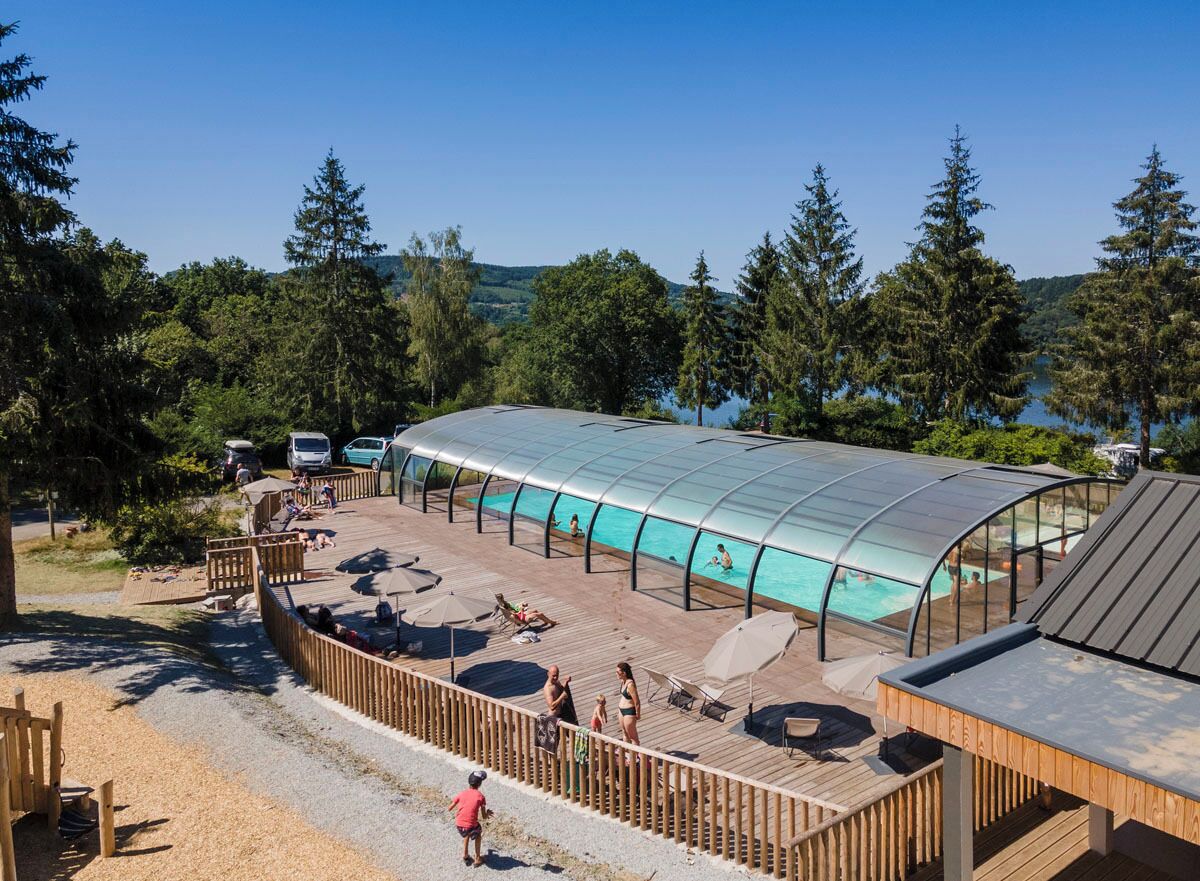 Indoor pool, open 9:00 AM to 6:00 PM, pool umbrellas, pool loungers