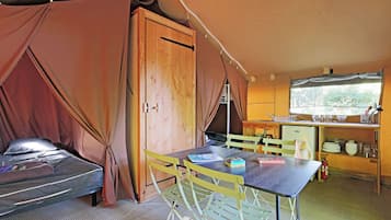 Tente Sweet | Living area