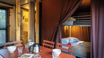 Cottage | 2 bedrooms, cribs/infant beds
