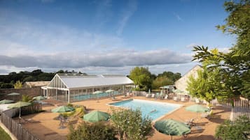 Indoor pool, seasonal outdoor pool, pool umbrellas, sun loungers