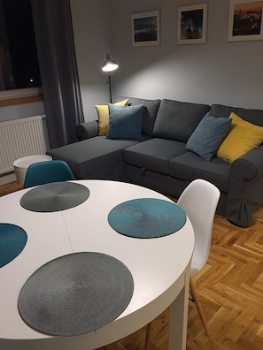 Superior Apartment | Private kitchen | Fridge, microwave, oven, stovetop - Grey Apartments Kościuszko (Kraków)
