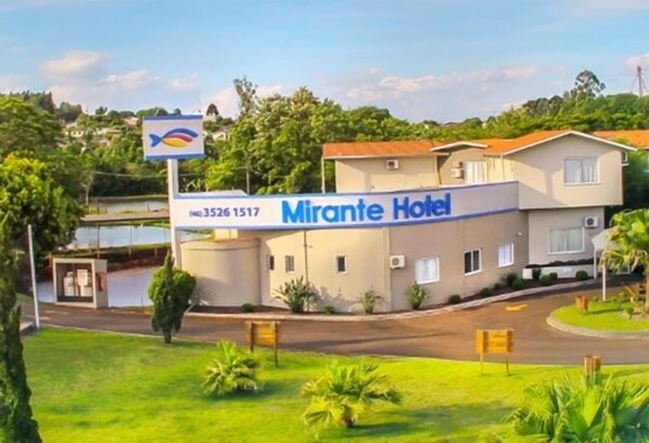 Aerial view - Mirante Hotel (Itapejara d'Oeste)