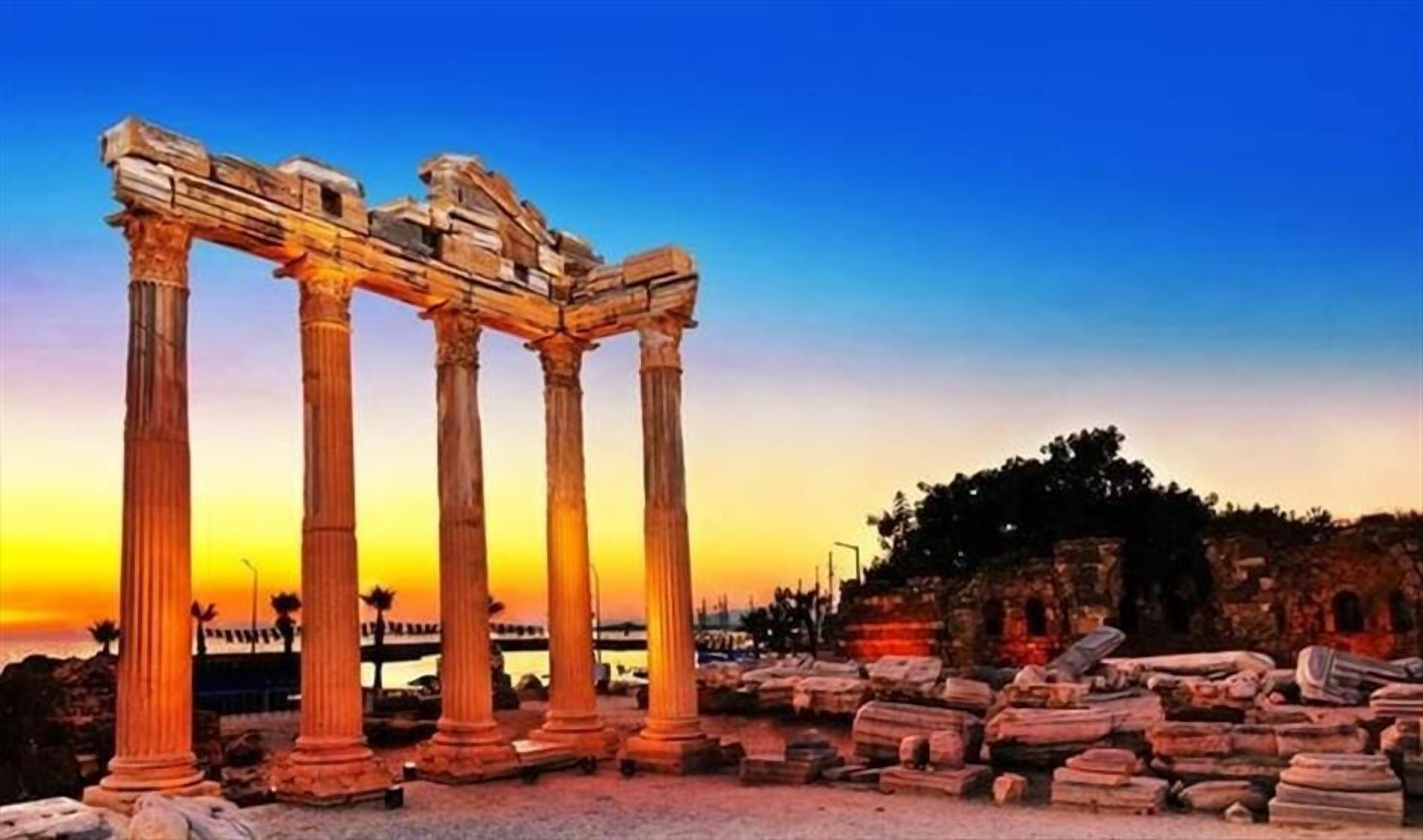 Photo - The Sansa Hotel & Spa