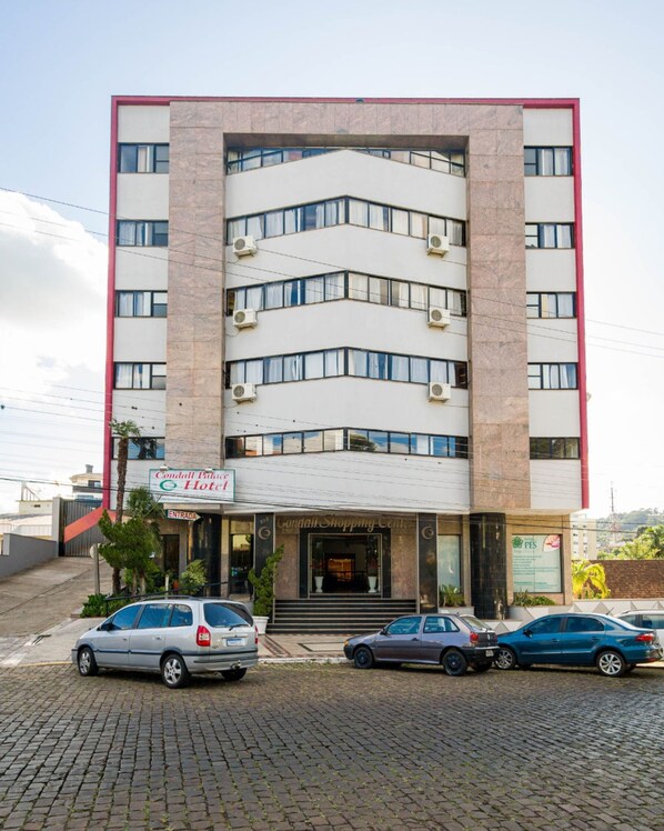 Façade de lâhĂ©bergement