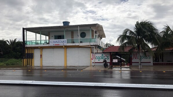 Fachada de la propiedad