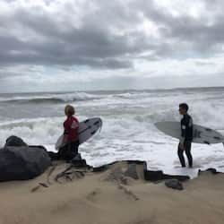 Surfing/boogie boarding