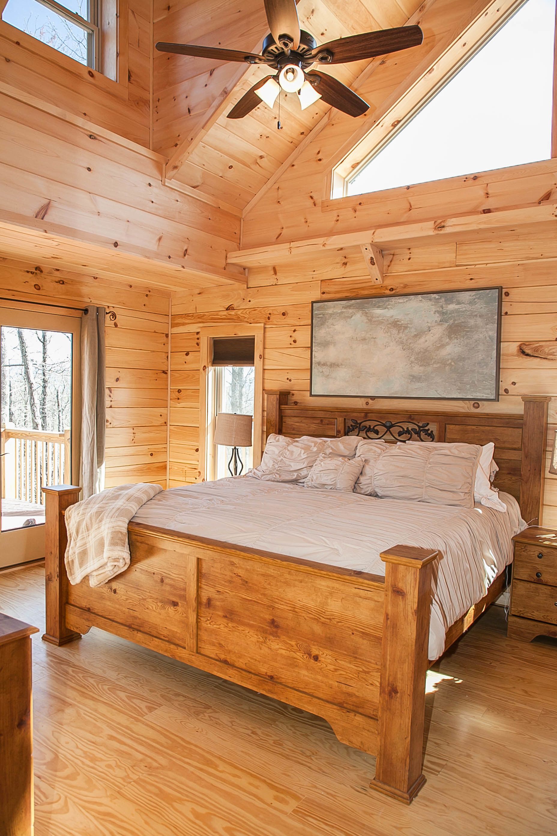 Family Cabin, Multiple Beds, Mountain View | 6 bedrooms, premium bedding, free WiFi, bed sheets
