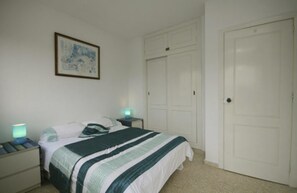 House, Multiple Beds