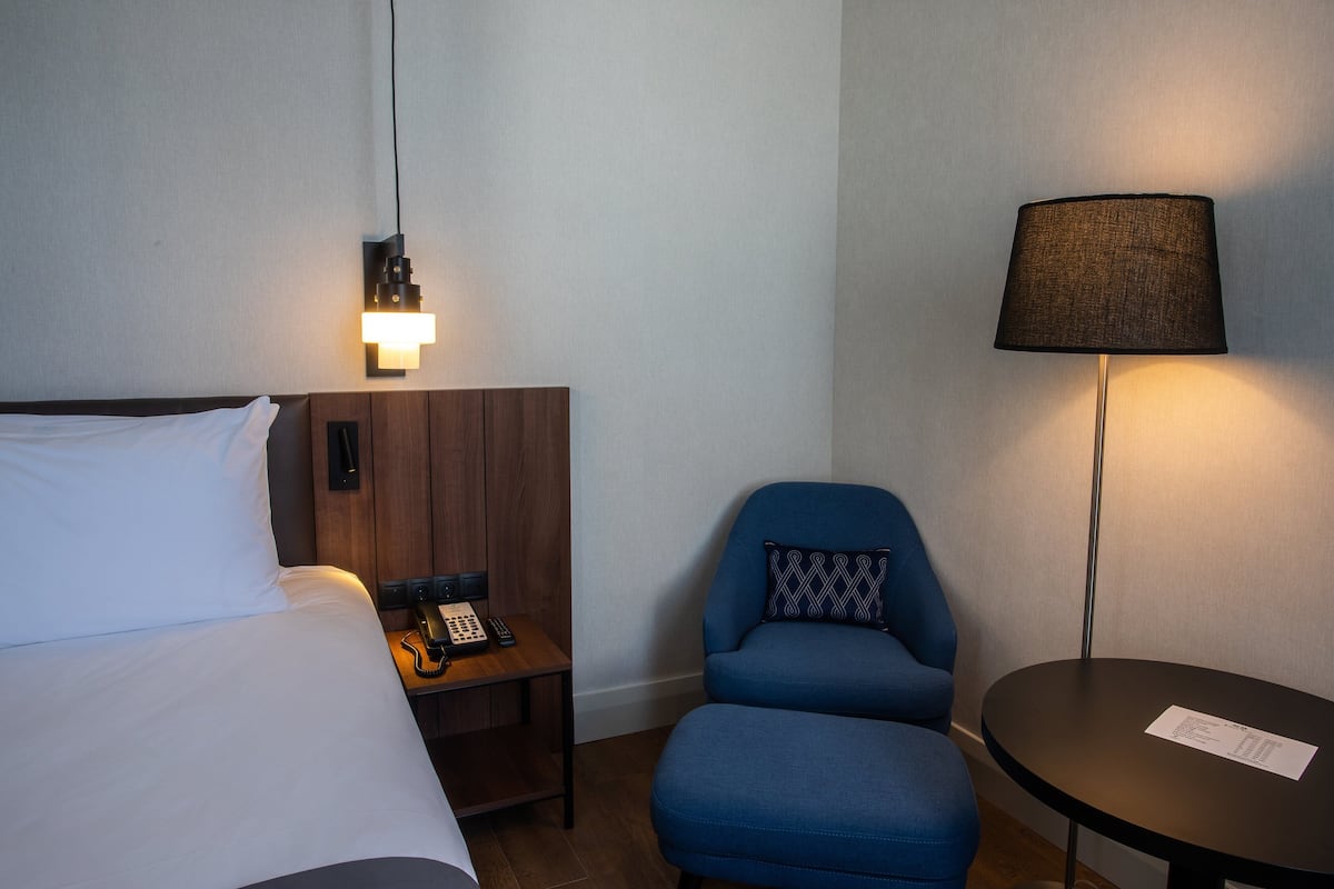1 Schlafzimmer, Minibar, Zimmersafe, individuell dekoriert