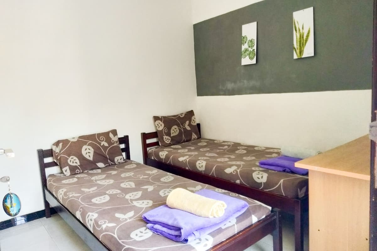 Economy Twin Room, 1 Bedroom