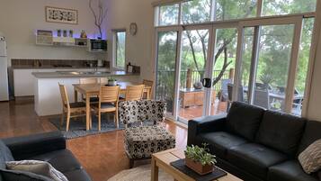 Superior-Villa, Gartenblick, zum Garten hin | Wohnbereich