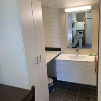 Family Room | Bathroom sink