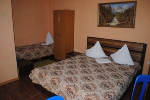 Soundproofing, iron/ironing board, rollaway beds, free WiFi