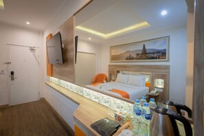 Deluxe Room | Minibar, desk, blackout drapes, free WiFi - The Nyaman Bali (Kuta)