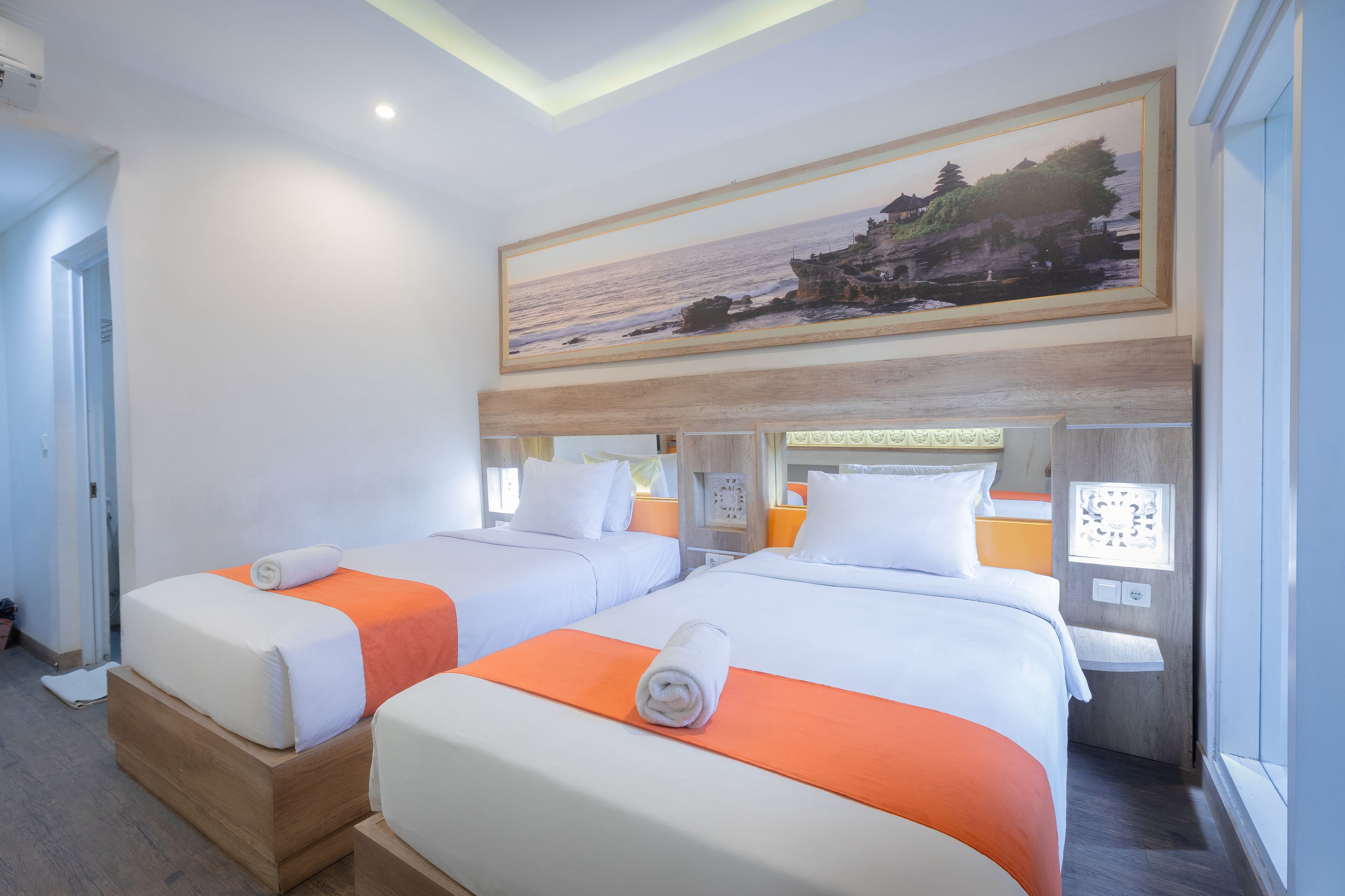 DeluxeTwin Room | Minibar, escritorio, cortinas opacas y wifi gratis