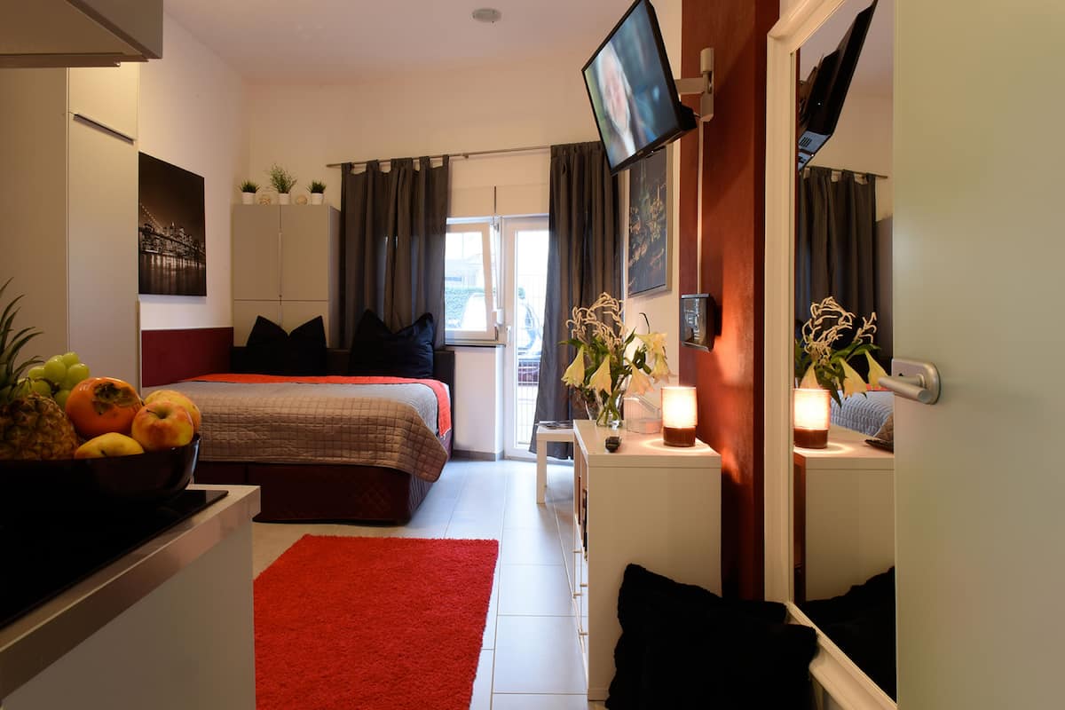 Studio (A) | Free WiFi, bed sheets