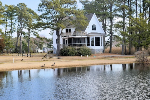 Goose Bay -   Water View  - Pet Friendly - Screened Porch, NO LINENS