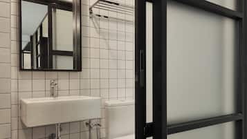 Single Room | Bilik Mandi | Pancuran mandi, hulu semburan mandi hujan