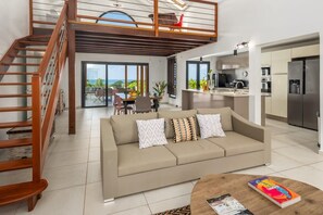 TV, stereo - Villa Vista Mar – 3 Bedrooms | Private Pool & Panoramic Ocean View (Sainte-Anne)