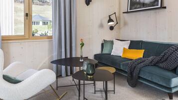 Engel-Chalet | Wohnbereich | Bücher