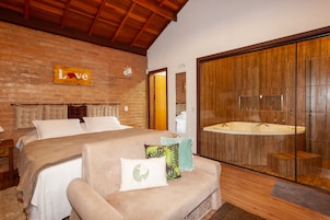Romantic Chalet, 1 King Bed, Mountain View | Premium bedding, individually decorated, individually furnished