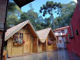 Club Cabin | Premium bedding, individually decorated, individually furnished