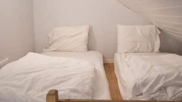 Blackout curtains, free WiFi, bed sheets