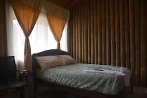 Family Room, Private Bathroom | Blackout drapes, rollaway beds, free WiFi - Hotel Sol de Piedra Papallacta (Papallacta)