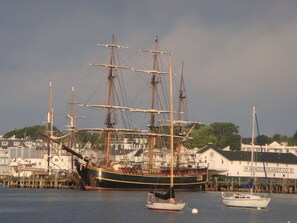 Exterior - Inn on Mackinac (Mackinac Island)