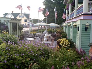 Exterior - Inn on Mackinac (Mackinac Island)