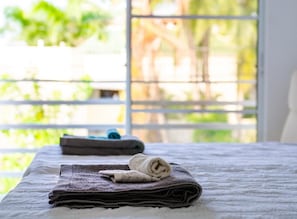 In-room safe, iron/ironing board, free WiFi, bed sheets - Art Villa Dominicana (Punta Cana)