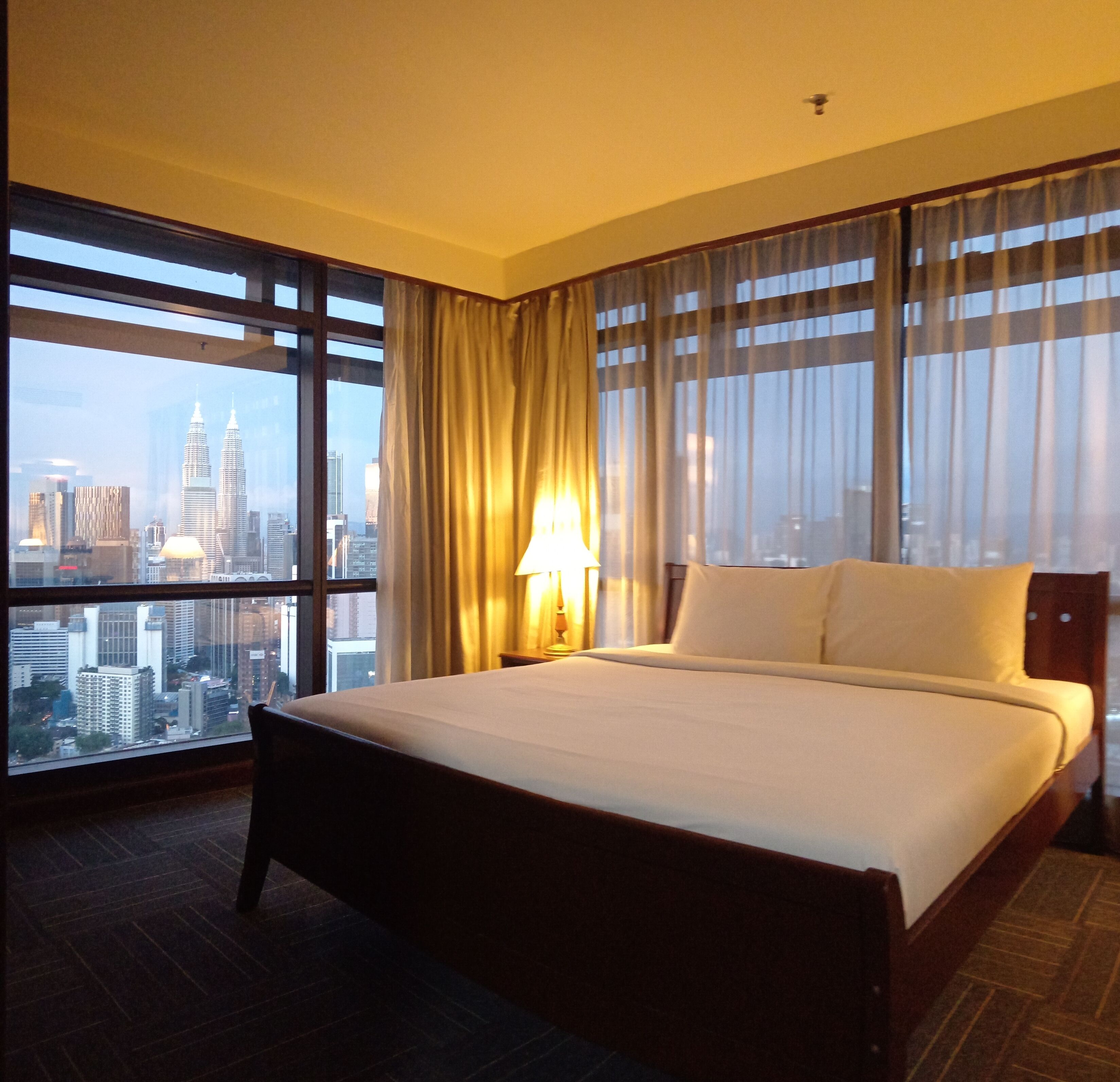 1 bedroom, in-room safe, desk, soundproofing