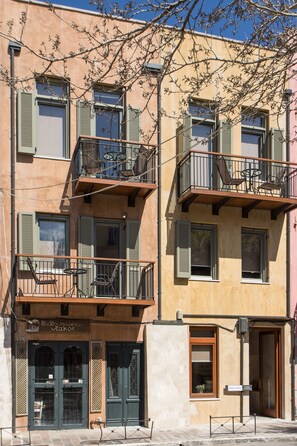 Fachada de la propiedad