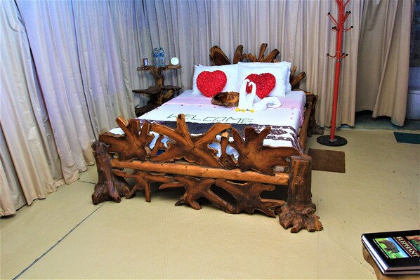 Standard Tent, 1 Double Bed