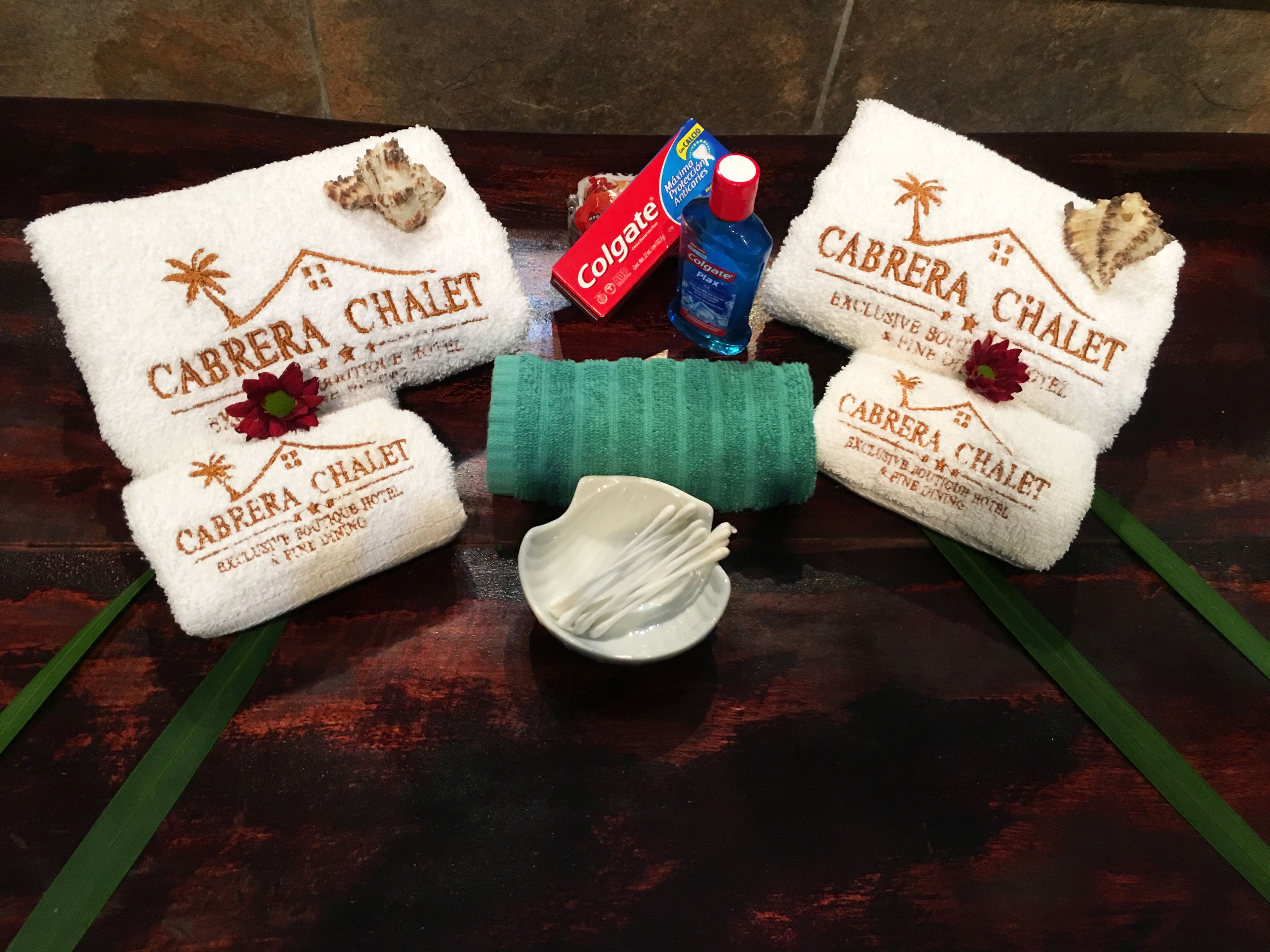 family suite, multiple beds, non smoking, garden view | bathroom | shower, free toiletries, towels, soap