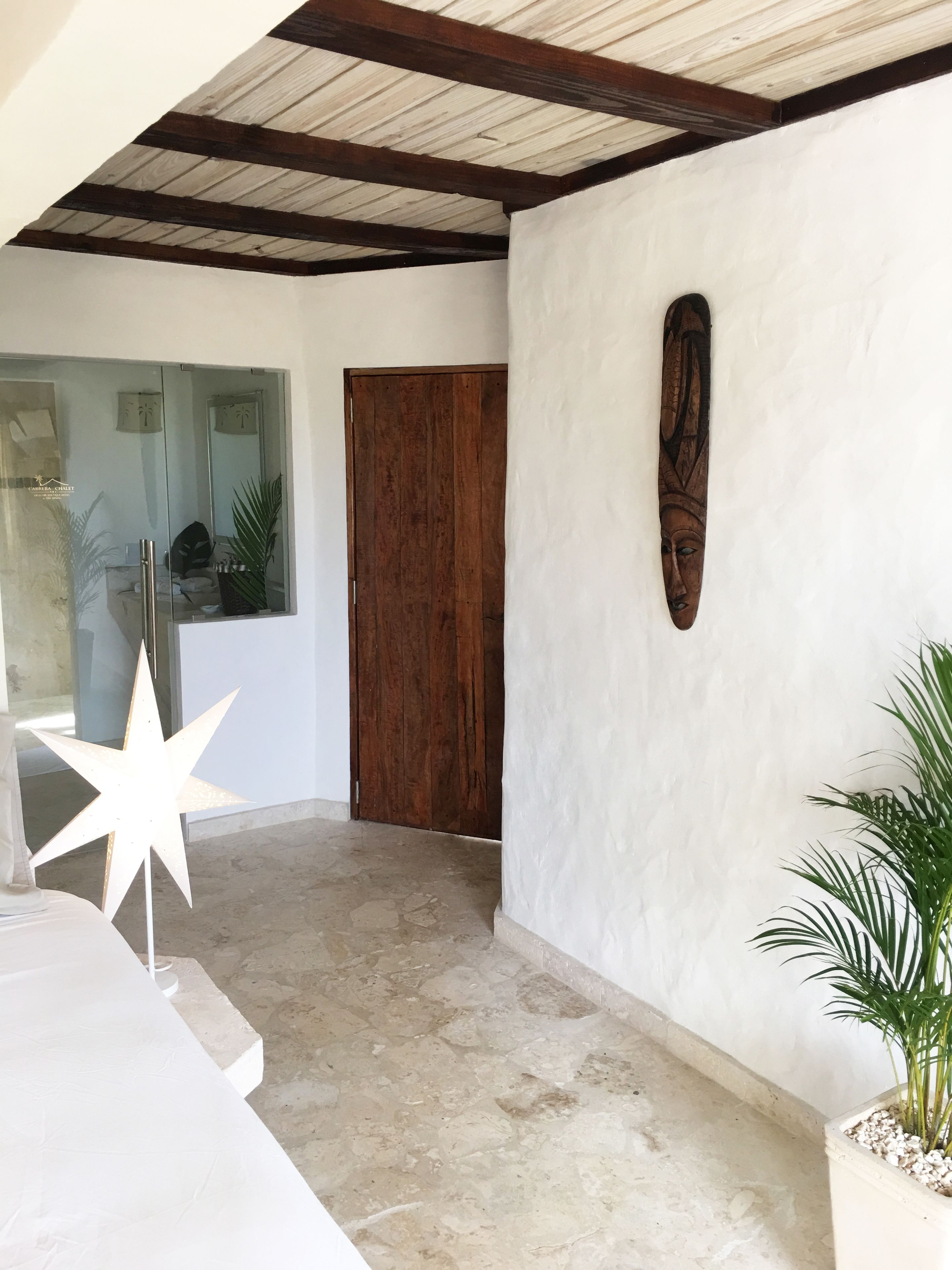 deluxe room, 1 king bed, non smoking | premium bedding, down duvets, individually decorated