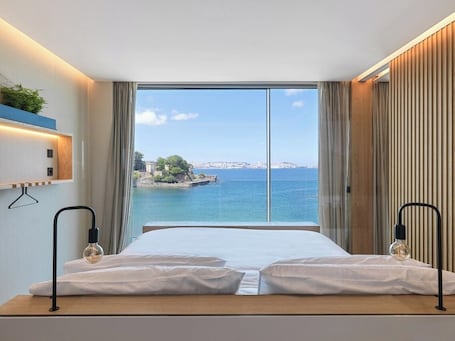 Ropa de cama hipoalergénica y minibar