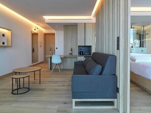 Premium Suite | Living area | Flat-screen TV - Noa Boutique Hotel (Oleiros)