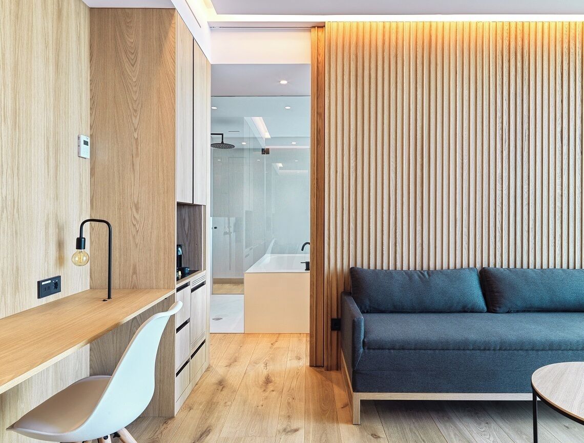 junior suite | living area | flat-screen tv