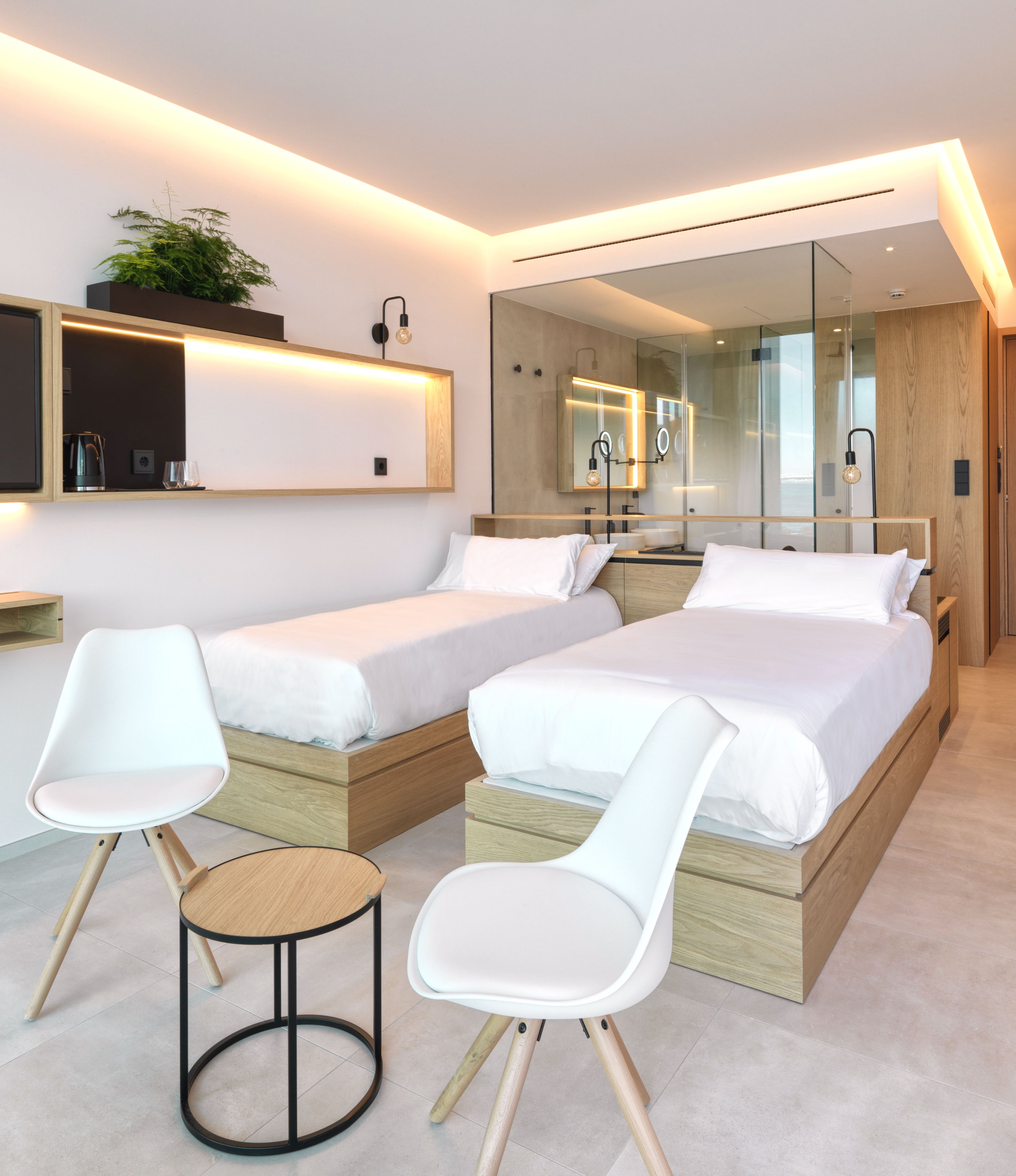 classic twin room | hypo-allergenic bedding, minibar, in-room safe, soundproofing