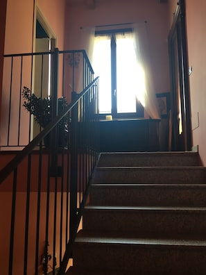 Staircase - Residenza CarloMaria (Seregno)
