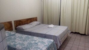 Standaard kamer, Meerdere bedden | Gratis wifi, beddengoed
