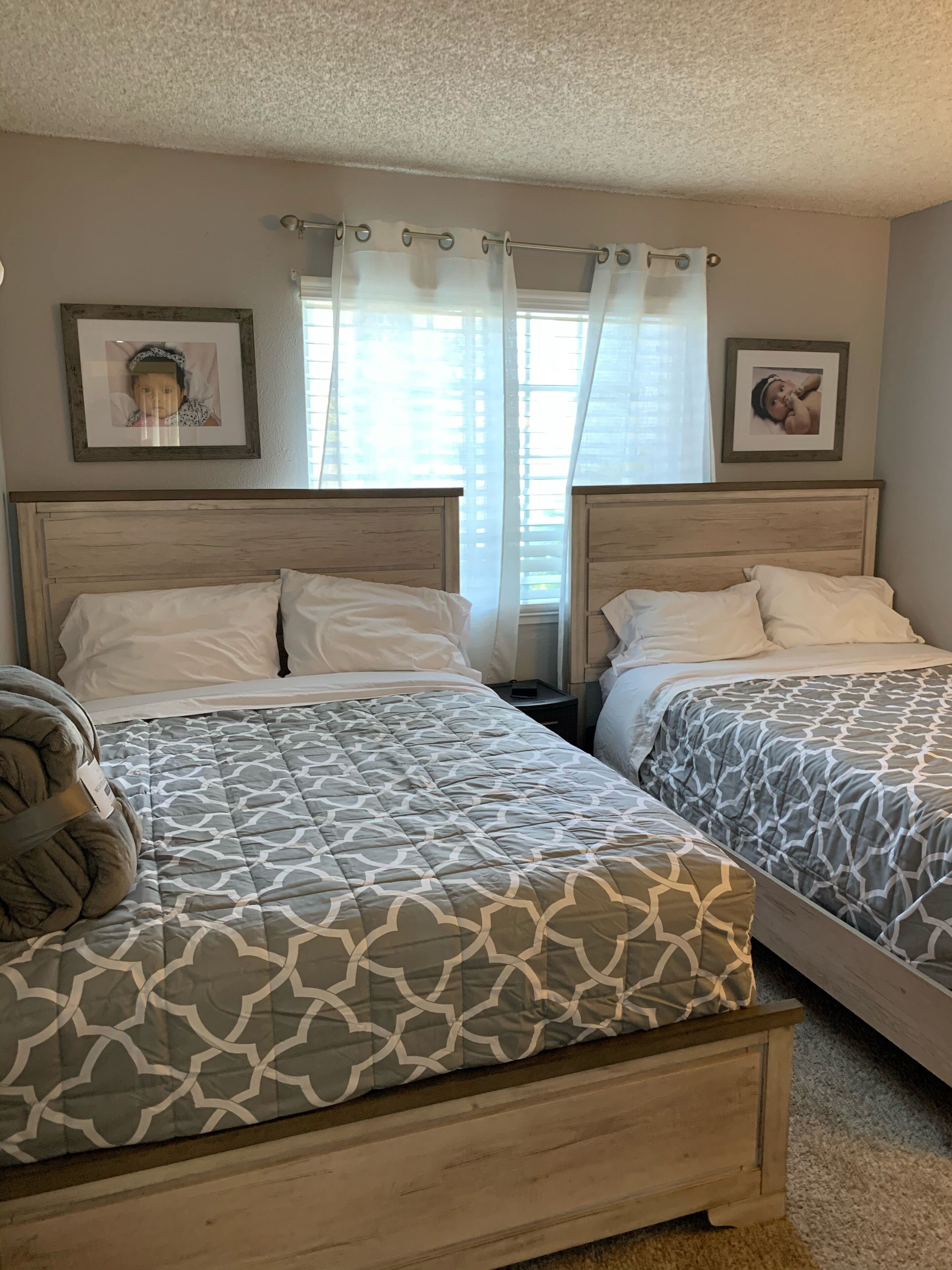 Family Home Near Monterey Sleeps 12, 3bdrm 2bath, sleeps 12