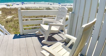 Almost Heaven OCEANFRONT B Toes In The Sand Directly on BEACH Pets OK