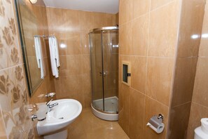 Free toiletries, towels - Red Hotel - Lozenetz (Tsarevo)