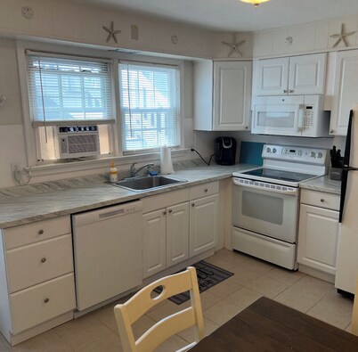 Spacious Two Bedroom Condo C
